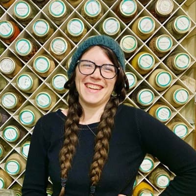 Gabrielle Diona, practitioner at Luna Alchemy